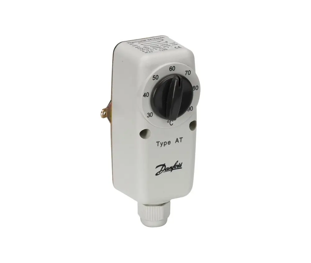 Thermostat von Danfoss mit Drehregler zur Temperatureinstellung zwischen 30 °C und 90 °C, geeignet für externe Anwendungen.